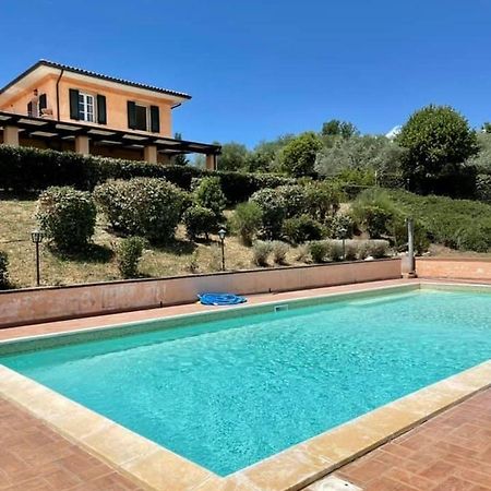Apartamento La Posta Di Bacco Gualdo Cattaneo Exterior foto